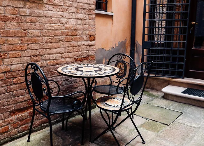 Casa Dei Pittori Venice Apartments